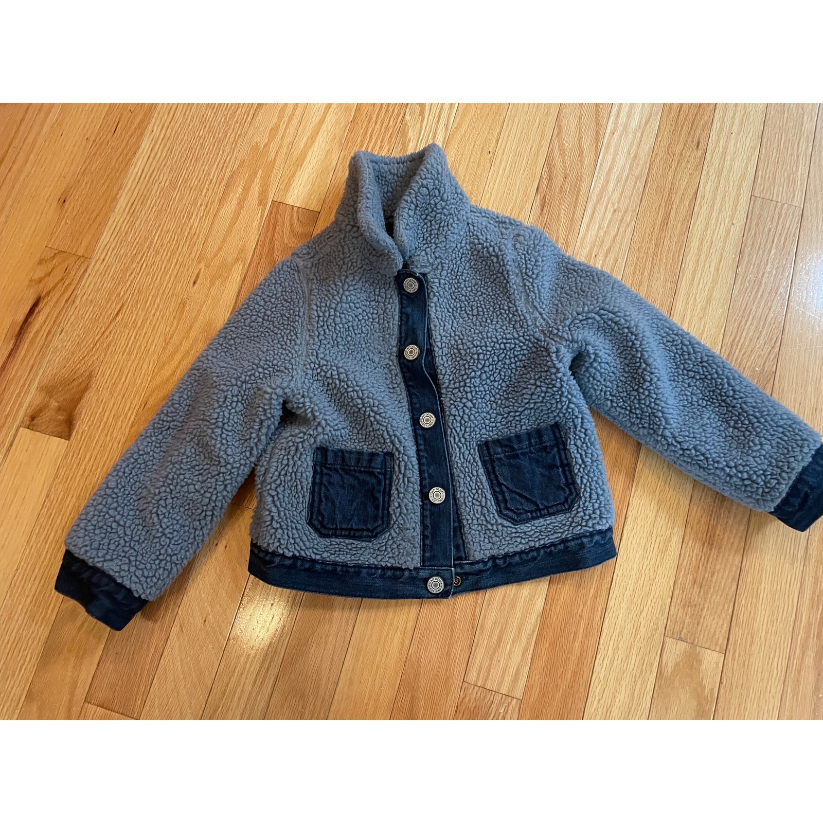 Gap Kid Reversible Short Blue Sherpa /Blue Denim Jacket W/Pockets, 3t